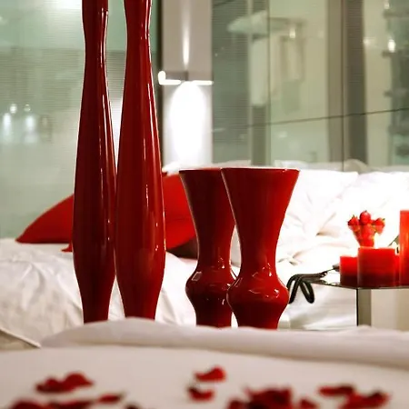 Мотель Flamingo Perafita