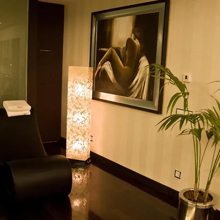 Мотель Flamingo Perafita